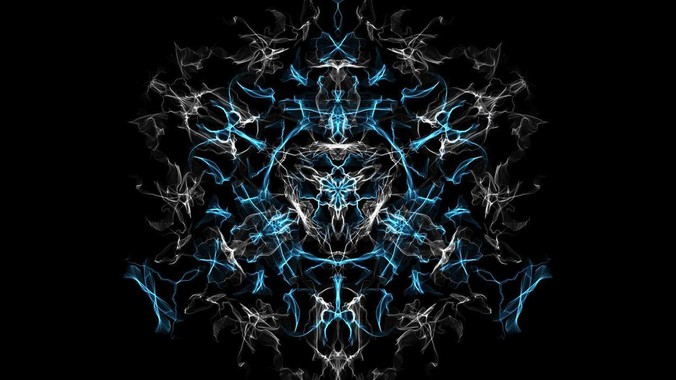 如何评价“独夫之心”这个博主?